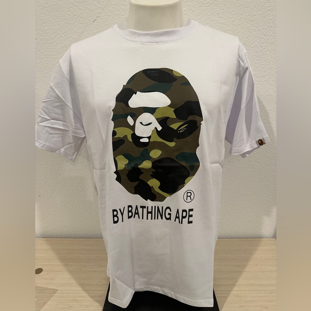 Bape‎ tee